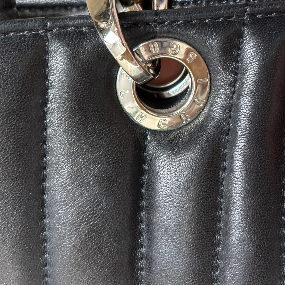 Henri Bendel Black Quilted Leather Tote Bag Silver Chain Strap Wave Pattern Luxe - Picture 12 of 16